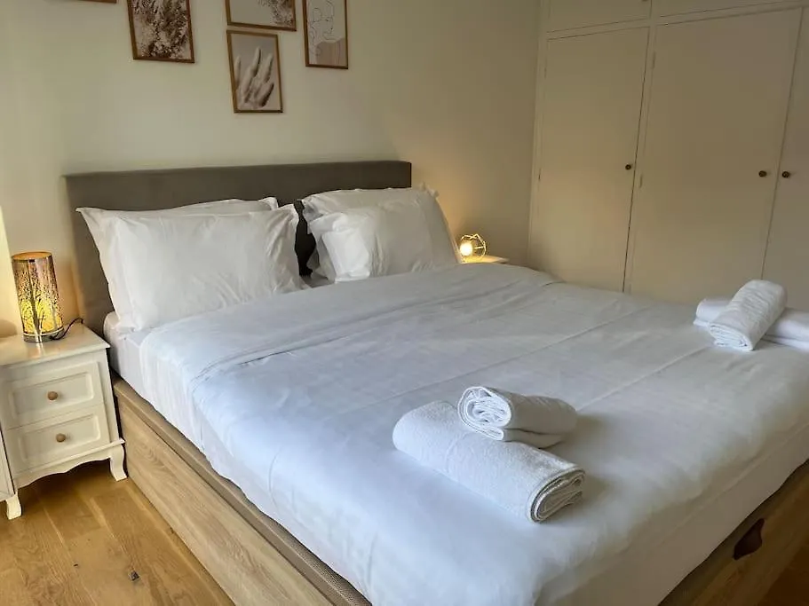 Superbe Appartement Avec Belle Vue Jardin Paříž 0*,  Francie