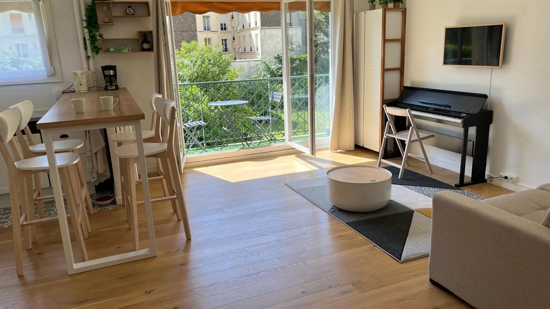 Superbe Appartement Avec Belle Vue Jardin Parigi